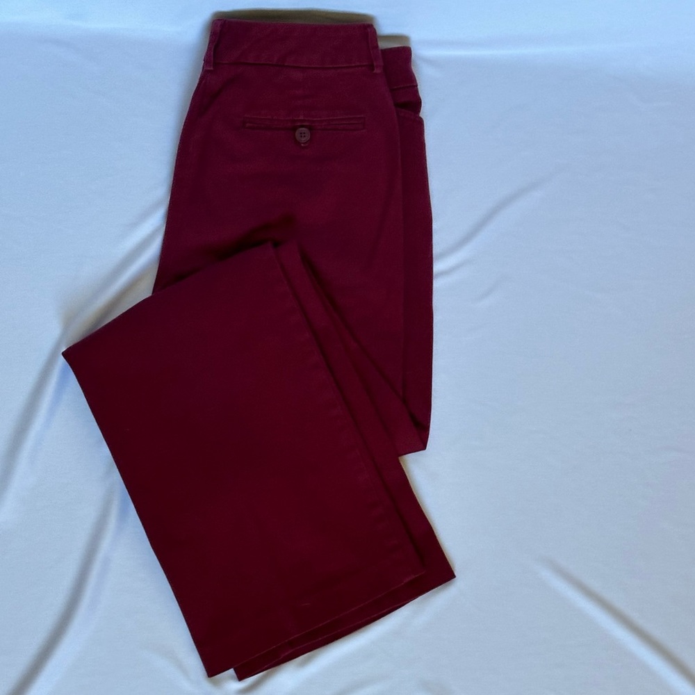 Women’s New York & Company Red Pants. Size 4